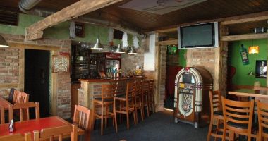 Bar Cihelna