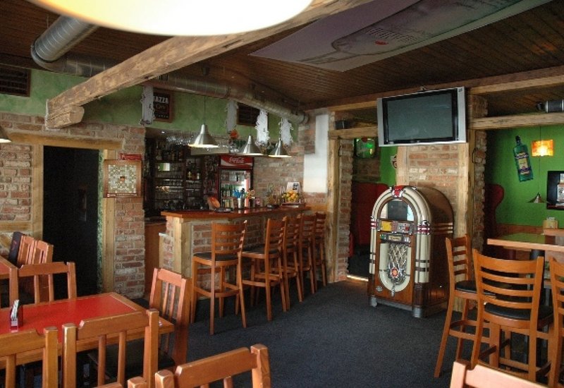 Bar Cihelna