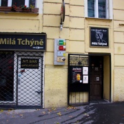 Cocktail Bar Milá Tchýně Vršovice - spodní bar