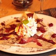 Café &amp; Creperie POD VĚŽÍ