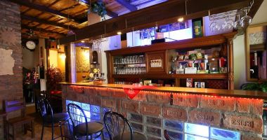 Bar Jaroslavice