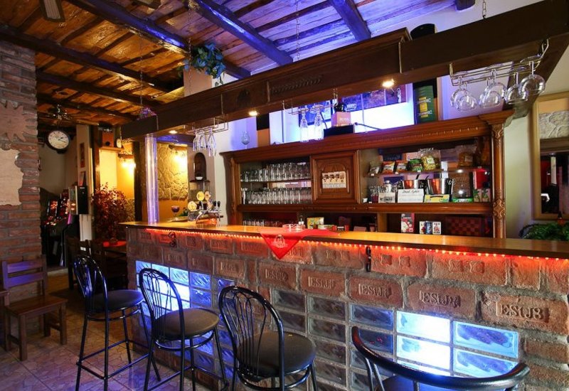 Bar Jaroslavice