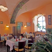 Městský hotel Dorinka Hostinné