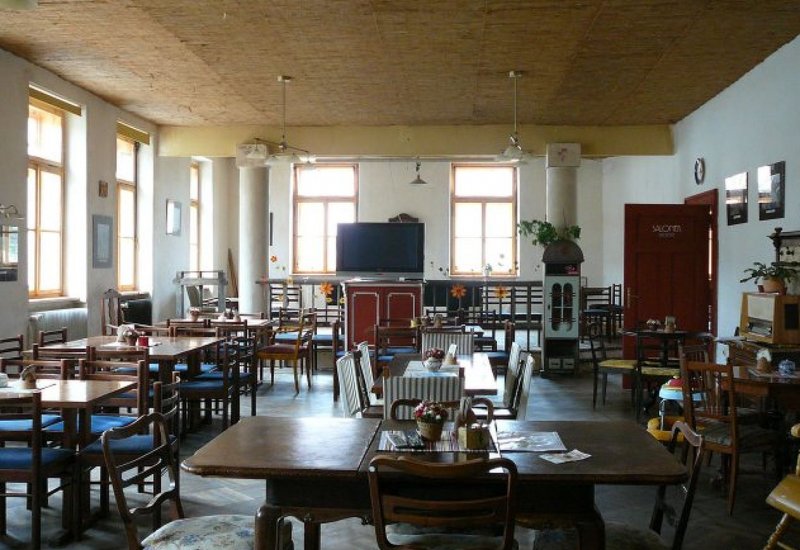 Kafe restaurant Orator