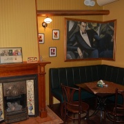 Bar Plan B