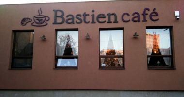 Bastien café