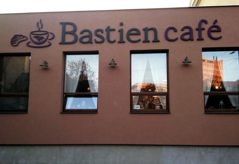 Bastien café