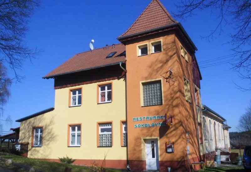 Sokolovna Krásná