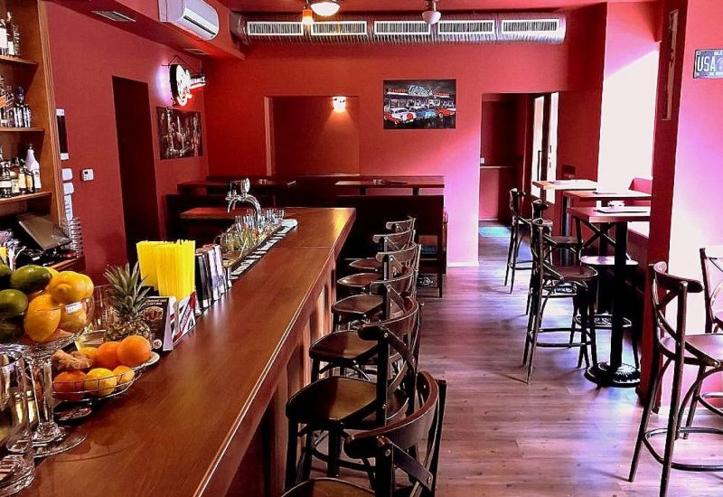 Bar&amp;cafe Brothers
