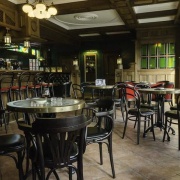 Kavárna Cafe Bulldog