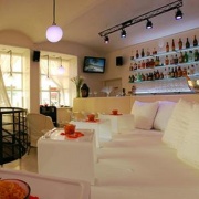 Bed Lounge