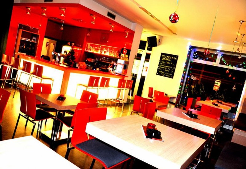 Apolonia Coffee&amp;Sport bar