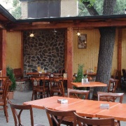 Restaurant &amp; Music Bar Waikiki