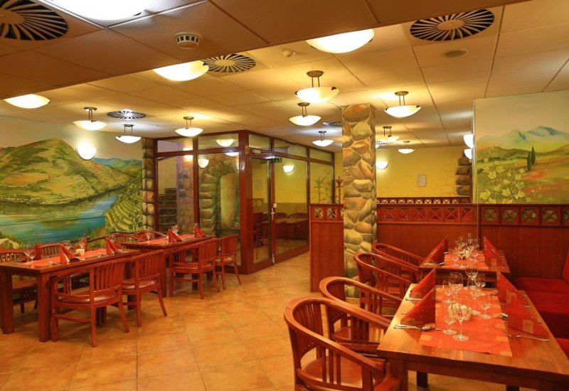 Vinárna Primavera Hotel