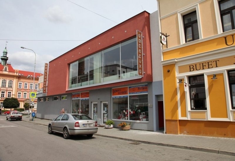 Barsini bowling restaurant