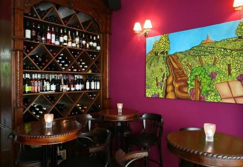 Vínový bar