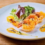 COMO restaurant &amp; cocktail bar