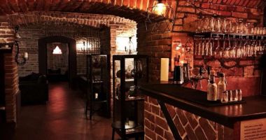 Faust Bar