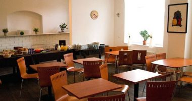 Vysta Cafe Bar