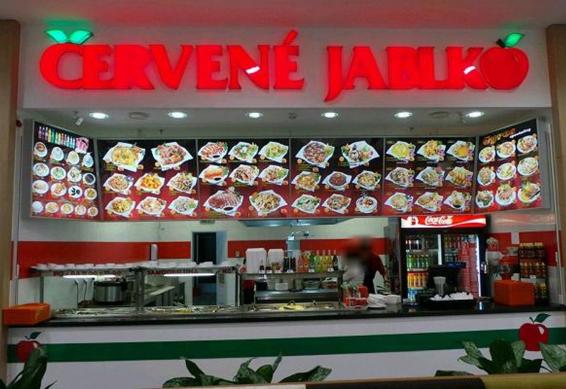 Červené jablko Šantovka