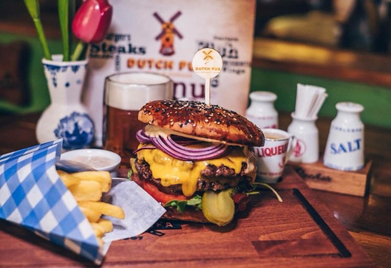 Dutch Pub