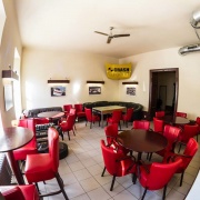 Crash Bar &amp; Café