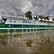 Rohan Boat Prague