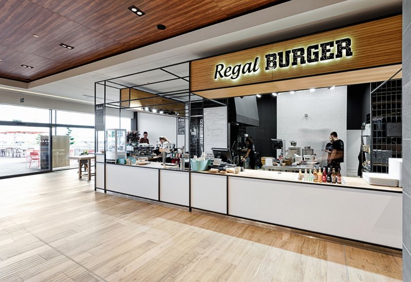 Regal Burger Fashion Arena