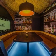 Alibi cocktail &amp; music bar