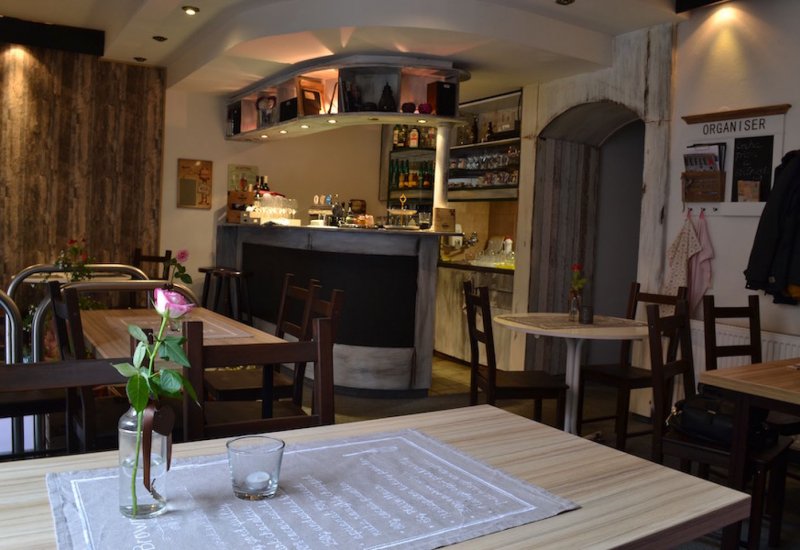 Bistro 28