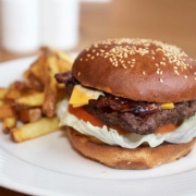 XL Restaurant Grill &amp; Bar