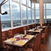 Restaurant 818