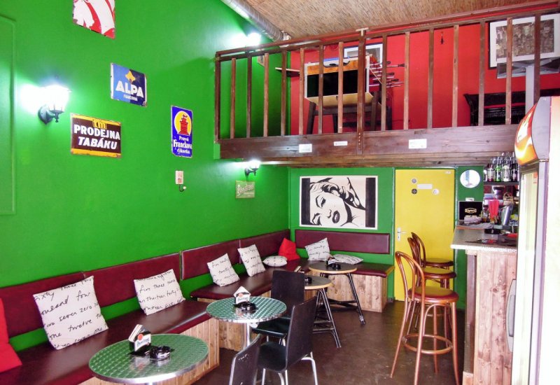 Coruba café bar