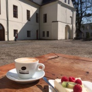 LOGR cafe