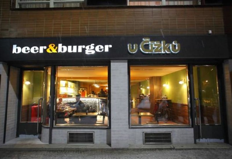 Beer &amp; Burger U Čížků
