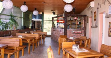 Bamboo bar 13