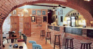 Garáž Bar Galeria