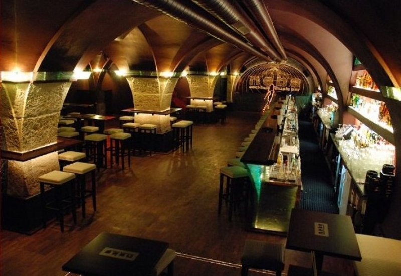 Nebe cocktail &amp; music bar Celnice