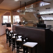 Vista restaurant &amp; cocktail bar