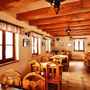 Penzion Restaurant Bečvářův srub
