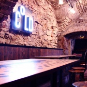 Zephyr Excelent Urban Pub &amp; Club