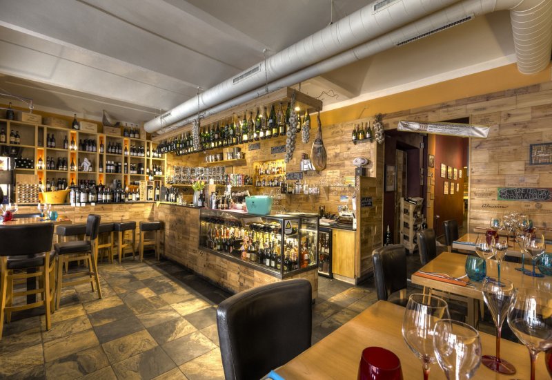 Bresto Restaurant &amp; Vinný bar