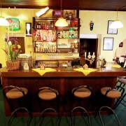Hollywood Bar