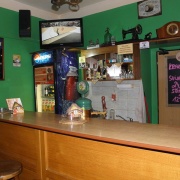 Singer Bar