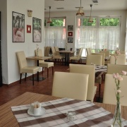 Restaurace a hotel Hukvaldy
