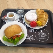 Bistro Coffee Library Zbrojnice