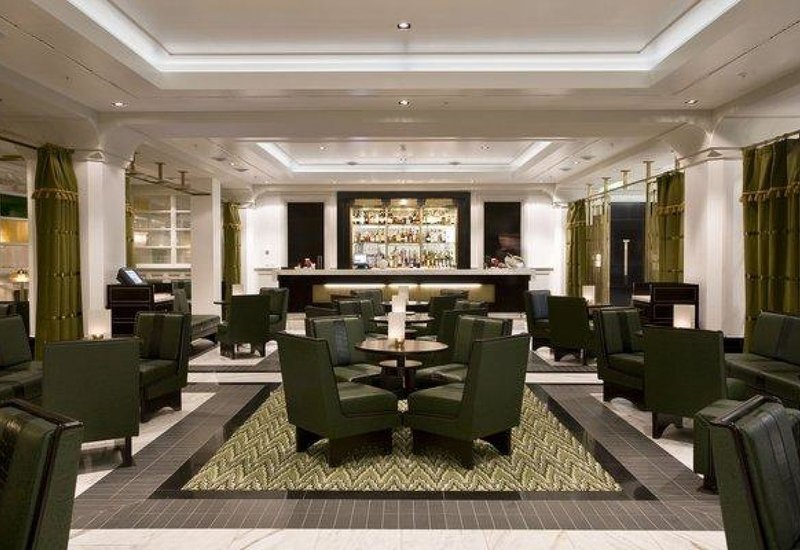 Zinc Lounge &amp; Bar Hotelu Hilton