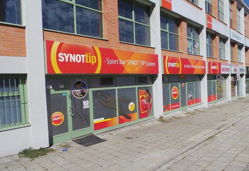Bar Casino Synot tip Golem