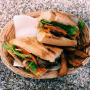 Bánh Mí Makers Dlouhá