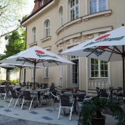 Klub Ex, restaurant
